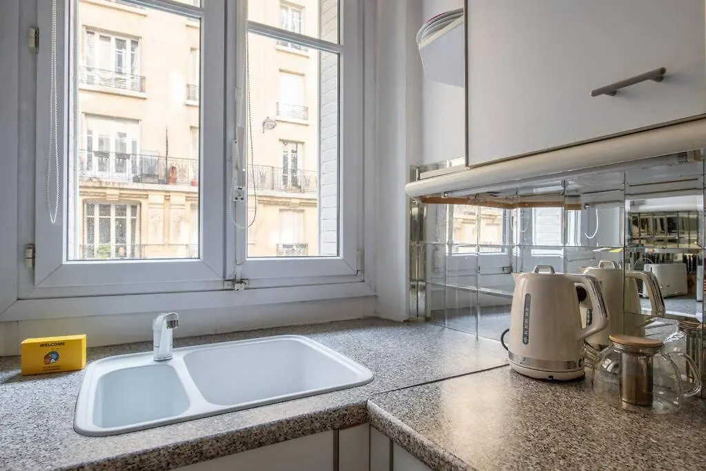 Goujon - Cozy Apartment In Nation-Picpus Neighborhood Paris France