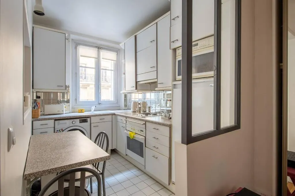 Goujon - Cozy Apartment In Nation-Picpus Neighborhood Paris France