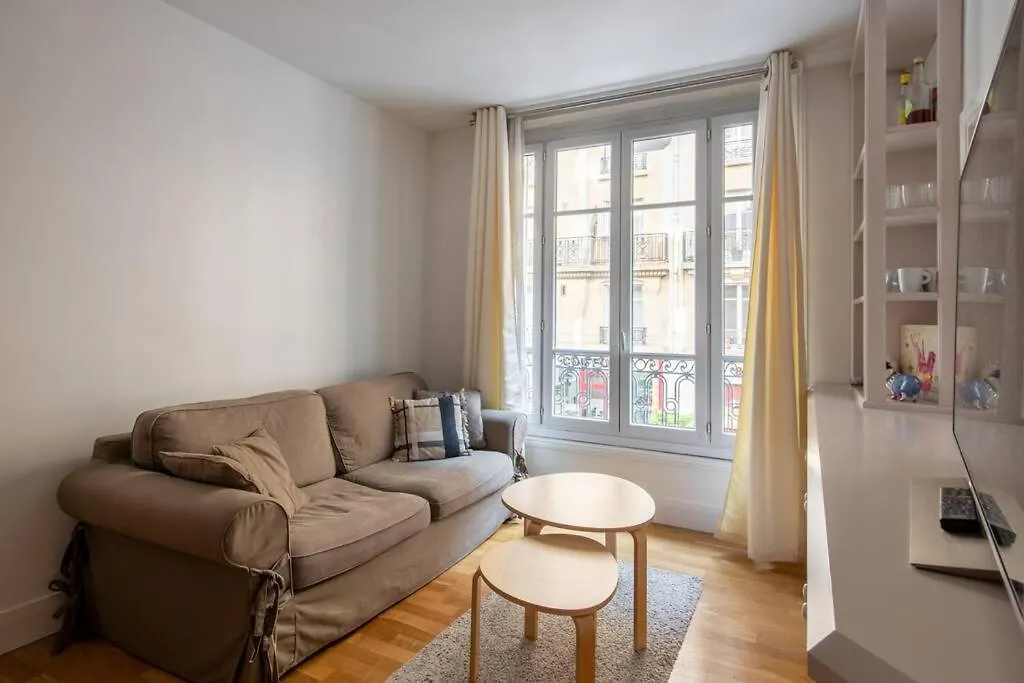Goujon - Cozy Apartment In Nation-Picpus Neighborhood Paris